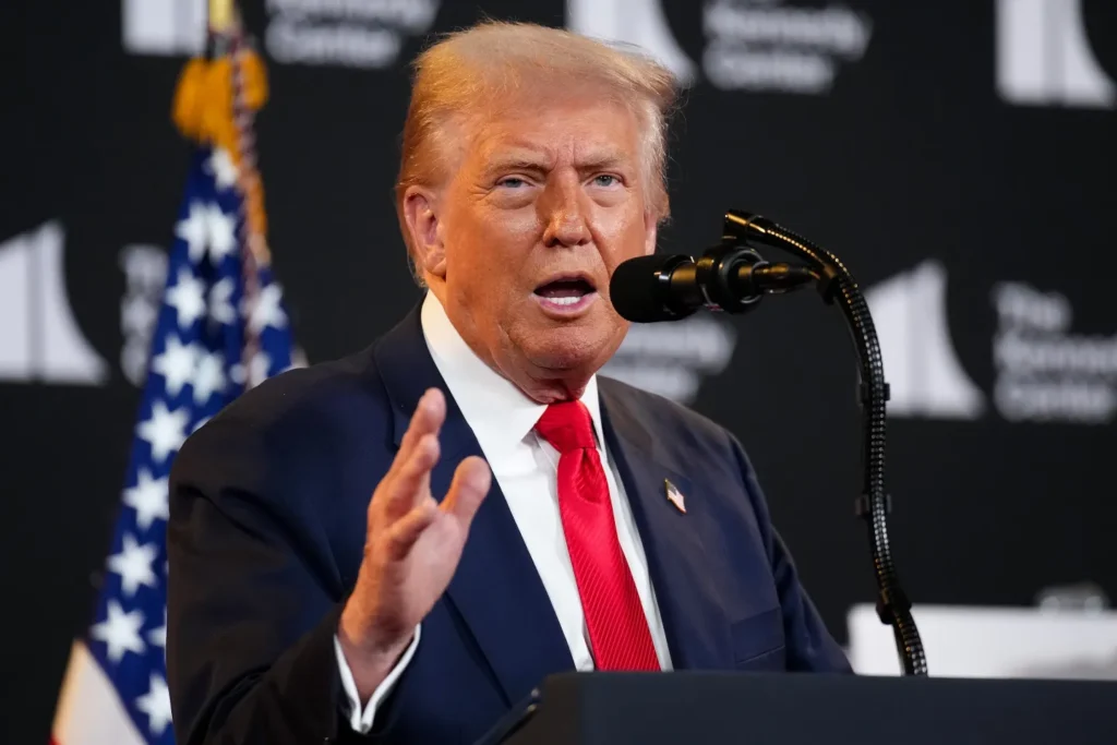 Trump’s 88% Social Security Tax Claim Disputed as Bill Risks Fund Insolvency by 2032