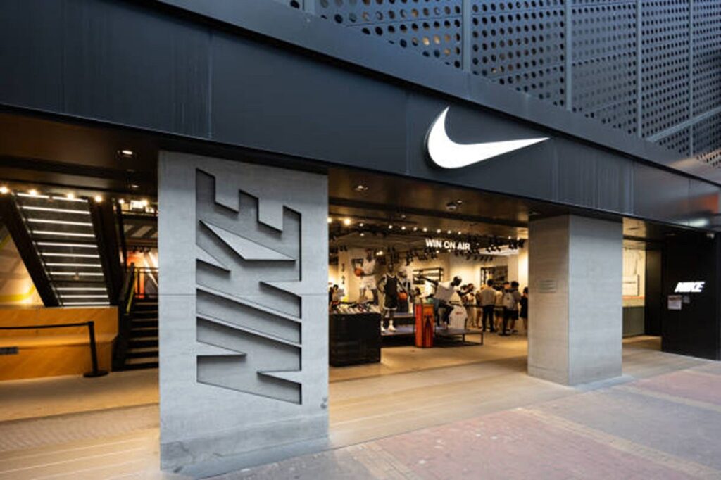 Customers Sue Nike Over Tariff Refunds After Price Hikes