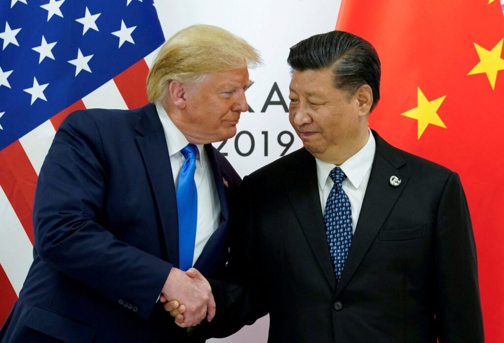 Solana Falls 5% as Bitcoin Slips Below $80K Amid China-U.S. Tensions Over Taiwan