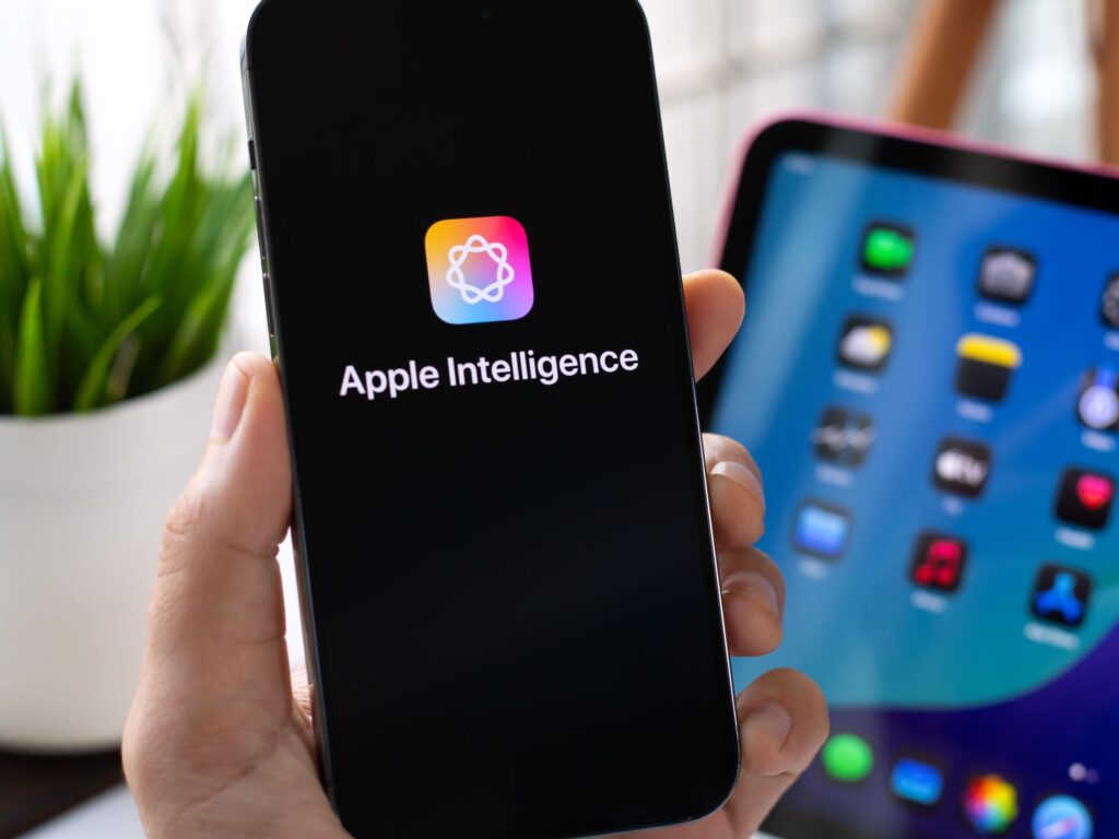 Apple Secures China Approval to Power iPhones With Baidu and Alibaba AI
